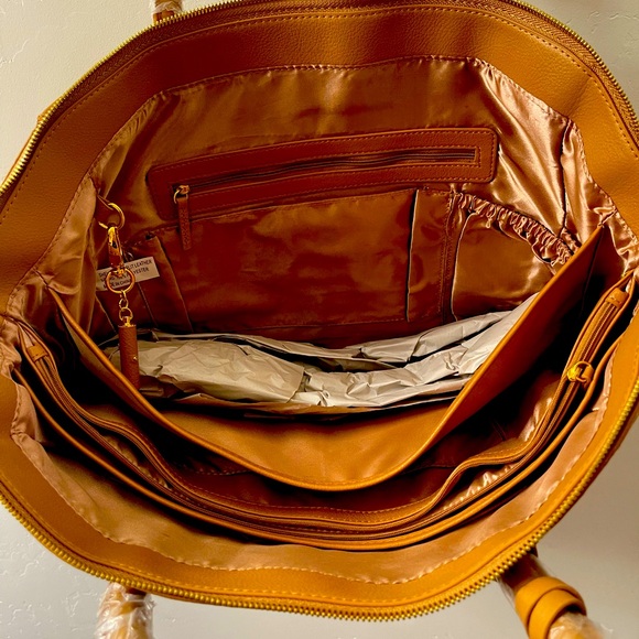 Joy and Iman large tote/organizing bag - Picture 3 of 8